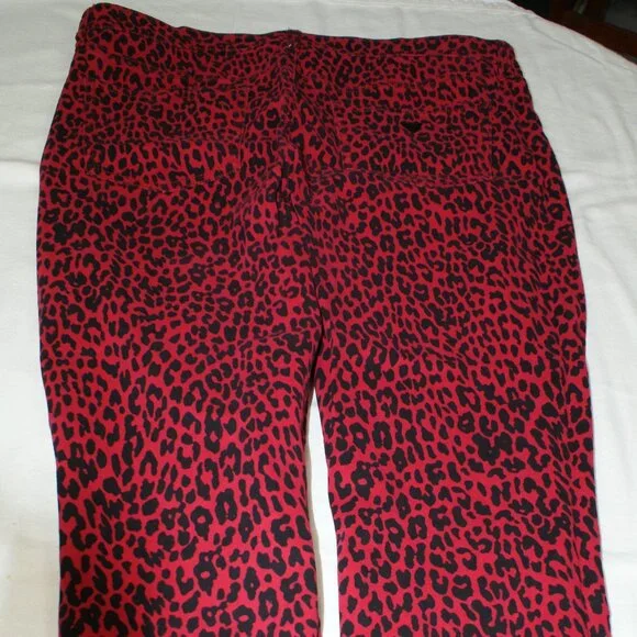 Flattering Red Leopard Jeans Size 14 Stretchy Comfy - Picture 2 of 16